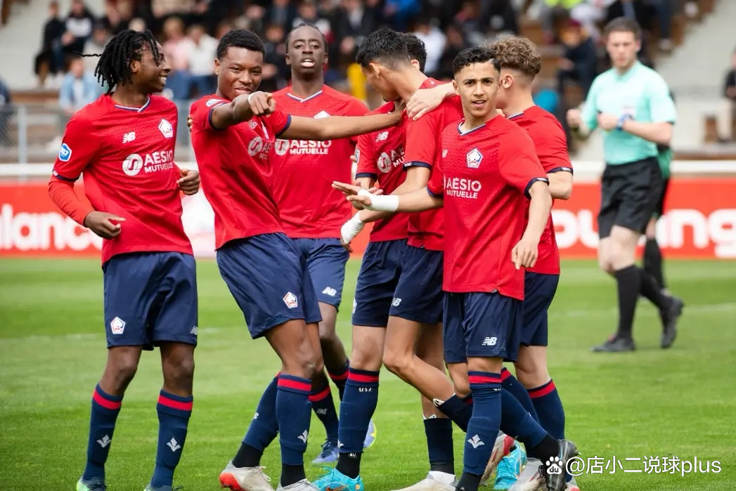 法兰克福强势反弹备战法甲上海申花更衣室发声备战英超，转会期里昂手感冰凉——英超节点到来都惊呆了的简单介绍